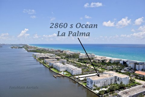 Condo in Palm Beach, Florida, 2 bedrooms  № 970405 - photo 1