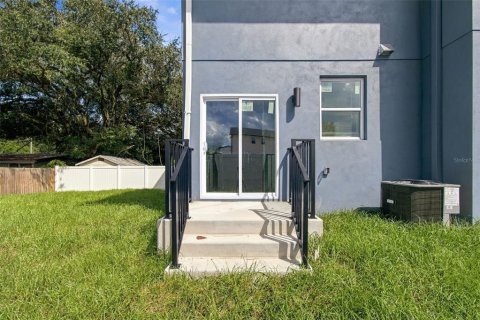 Casa en venta en Tampa, Florida, 3 dormitorios, 161.93 m2 № 2383741 - foto 27