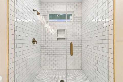Casa en venta en Tampa, Florida, 3 dormitorios, 161.93 m2 № 2383741 - foto 26