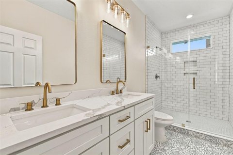 Casa en venta en Tampa, Florida, 3 dormitorios, 161.93 m2 № 2383741 - foto 25
