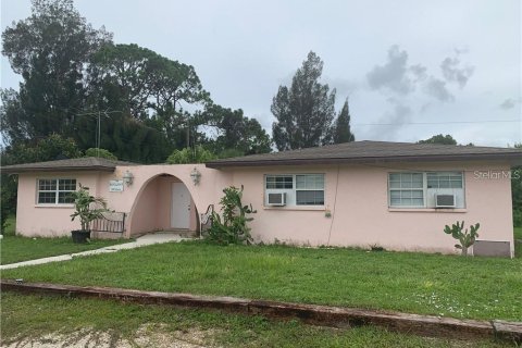 Apartment in North Port, Florida 37.16 sq.m. № 1915171 - photo 1