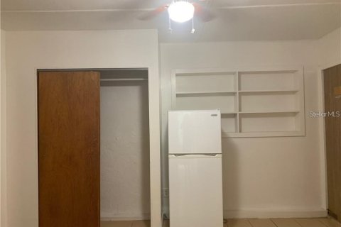 Apartment in North Port, Florida 37.16 sq.m. № 1915171 - photo 4