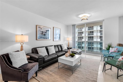 Copropriété à louer à Surfside, Floride: 1 chambre, 67.54 m2 № 1932070 - photo 22