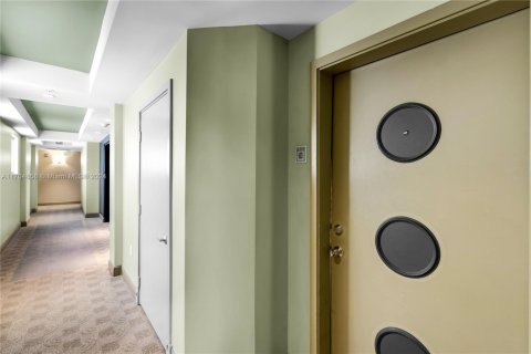 Copropriété à louer à Surfside, Floride: 1 chambre, 67.54 m2 № 1932070 - photo 16