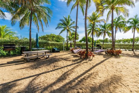 Copropriété à louer à Surfside, Floride: 1 chambre, 67.54 m2 № 1932070 - photo 14