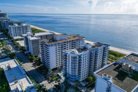 Copropriété à louer à Surfside, Floride: 1 chambre, 67.54 m2 № 1932070 - photo 3