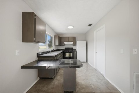 Casa en venta en Ocala, Florida, 3 dormitorios, 103.68 m2 № 2386546 - foto 9