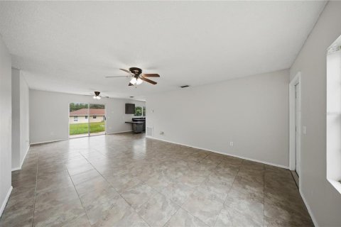 Casa en venta en Ocala, Florida, 3 dormitorios, 103.68 m2 № 2386546 - foto 7