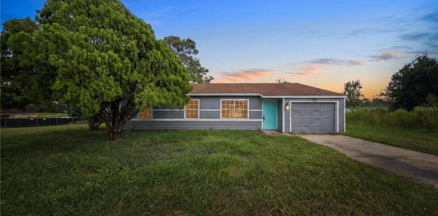 Casa en Ocala, Florida 3 dormitorios, 103.68 m2 № 2386546
