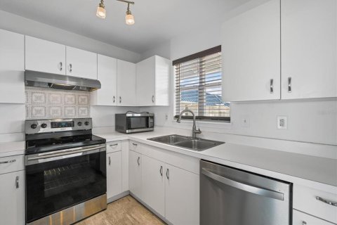 Condominio en venta en Bradenton, Florida, 2 dormitorios, 101.82 m2 № 1831689 - foto 8