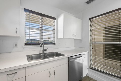 Condominio en venta en Bradenton, Florida, 2 dormitorios, 101.82 m2 № 1831689 - foto 10