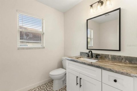 House in Clermont, Florida 2 bedrooms, 154.31 sq.m. № 2377805 - photo 20