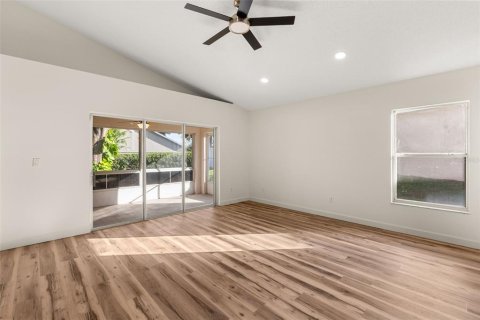 House in Clermont, Florida 2 bedrooms, 154.31 sq.m. № 2377805 - photo 16