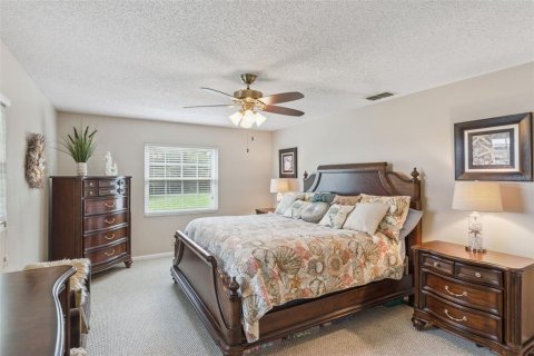 House in Lake Wales, Florida 3 bedrooms, 154.22 sq.m. № 2202465 - photo 17