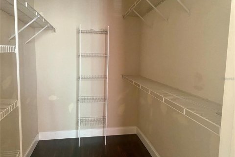 Condo in Orlando, Florida, 2 bedrooms № 2198577 - photo 14