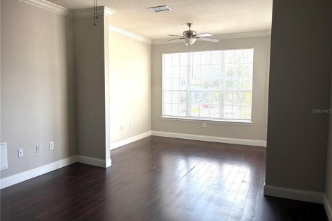 Condo in Orlando, Florida, 2 bedrooms № 2198577 - photo 13