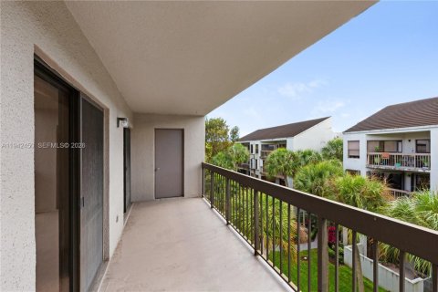 Copropriété à louer à Miami, Floride: 2 chambres, 87.24 m2 № 1999960 - photo 10