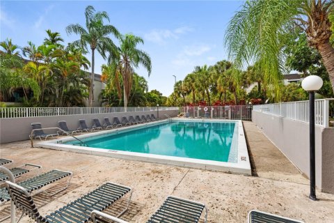 Copropriété à louer à Miami, Floride: 2 chambres, 87.24 m2 № 1999960 - photo 29