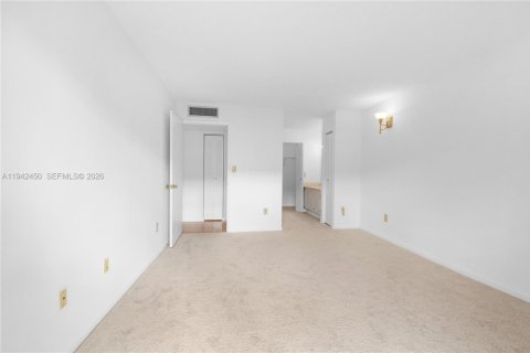 Copropriété à louer à Miami, Floride: 2 chambres, 87.24 m2 № 1999960 - photo 21