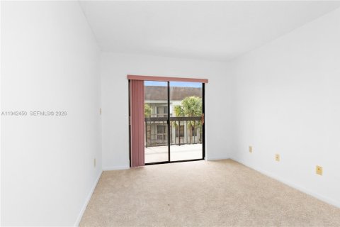 Copropriété à louer à Miami, Floride: 2 chambres, 87.24 m2 № 1999960 - photo 16