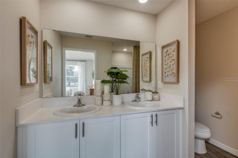 Adosado en venta en Haines City, Florida, 3 dormitorios, 159.79 m2 № 1801592 - foto 14