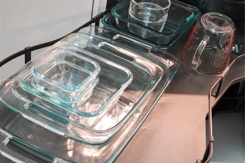 Снять в аренду кондоминиум в Тамарак, Флорида 1 спальня, 76.83м2, № 2082821 - фото 9