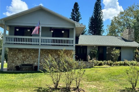 House in Winter Haven, Florida 3 bedrooms, 186.73 sq.m. № 1880933 - photo 2