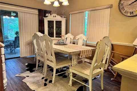 House in Winter Haven, Florida 3 bedrooms, 186.73 sq.m. № 1880933 - photo 6