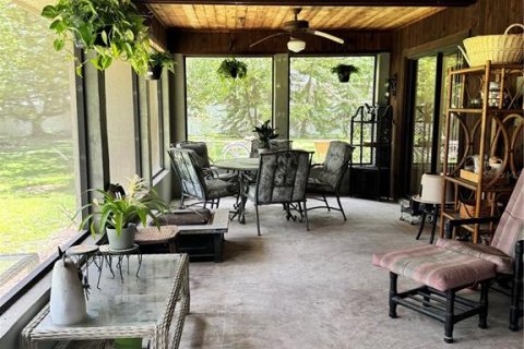 House in Winter Haven, Florida 3 bedrooms, 186.73 sq.m. № 1880933 - photo 22