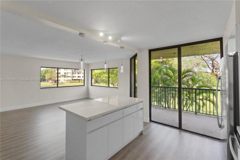 Condo in Miami, Florida, 2 bedrooms  № 1579440 - photo 20