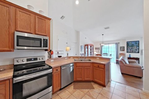 Touwnhouse à vendre à Wesley Chapel, Floride: 2 chambres, 109.25 m2 № 1915565 - photo 7
