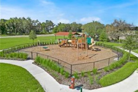 House in Kissimmee, Florida 4 bedrooms, 169.83 sq.m. № 2205260 - photo 30