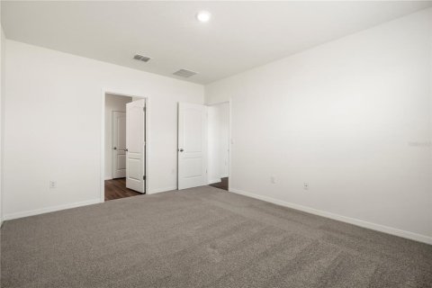 House in Kissimmee, Florida 4 bedrooms, 169.83 sq.m. № 2205260 - photo 10