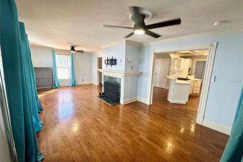 Villa ou maison à louer à Orlando, Floride: 4 chambres, 232.63 m2 № 2429027 - photo 8