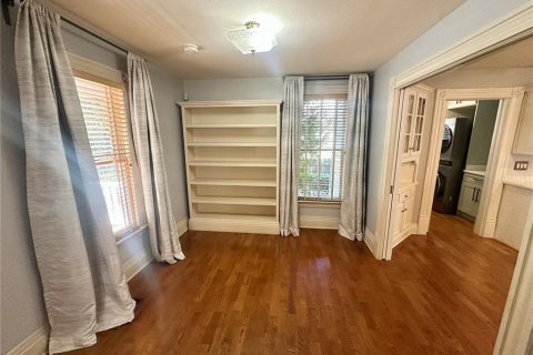 Villa ou maison à louer à Orlando, Floride: 4 chambres, 232.63 m2 № 2429027 - photo 10