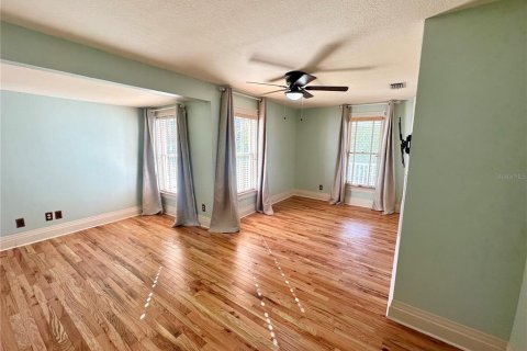 Villa ou maison à louer à Orlando, Floride: 4 chambres, 232.63 m2 № 2429027 - photo 20