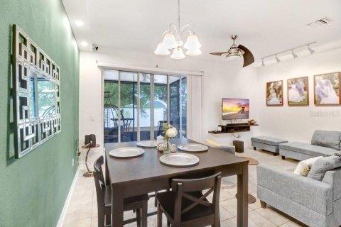 Townhouse in Riverview, Florida 3 bedrooms, 130.06 sq.m. № 2206700 - photo 8