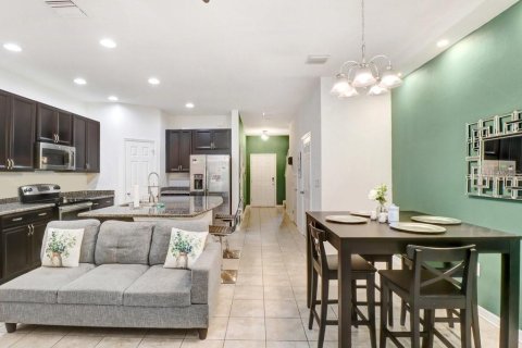 Townhouse in Riverview, Florida 3 bedrooms, 130.06 sq.m. № 2206700 - photo 4