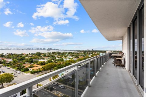 Купить кондоминиум в Норт-Бей-Виллидж, Флорида 2 спальни, 162.86м2, № 2009213 - фото 27