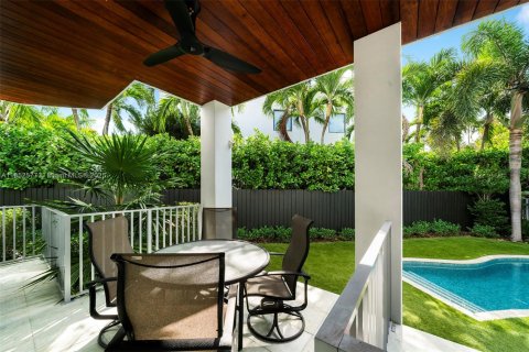 Villa ou maison à vendre à Miami Beach, Floride: 5 chambres, 404.31 m2 № 1872375 - photo 23