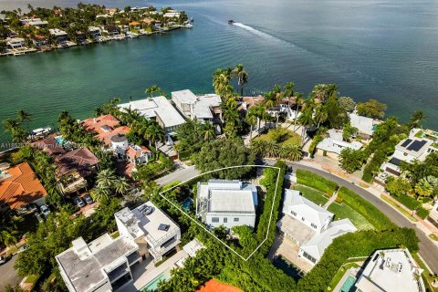 Villa ou maison à vendre à Miami Beach, Floride: 5 chambres, 404.31 m2 № 1872375 - photo 7