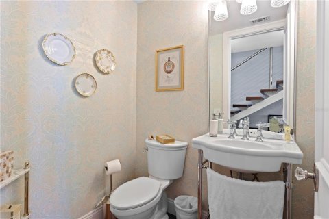 Condo in Saint Petersburg, Florida, 2 bedrooms  № 2418366 - photo 28