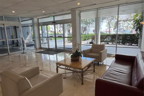 Copropriété à vendre à Miami, Floride: 1 chambre, 74.69 m2 № 2000104 - photo 2
