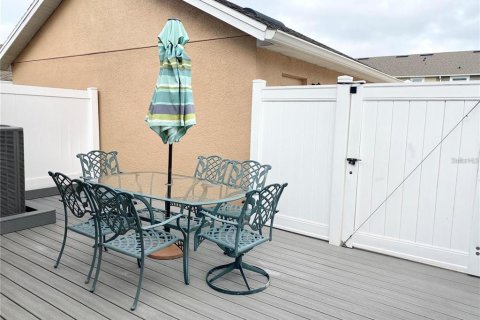 Townhouse in Orlando, Florida 4 bedrooms, 153.1 sq.m. № 2218375 - photo 23
