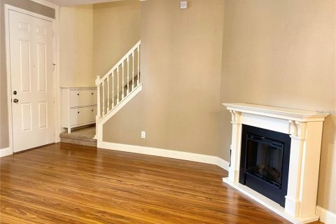 Townhouse in Orlando, Florida 4 bedrooms, 153.1 sq.m. № 2218375 - photo 14