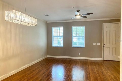 Townhouse in Orlando, Florida 4 bedrooms, 153.1 sq.m. № 2218375 - photo 27