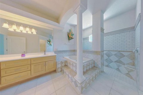 House in New Smyrna Beach, Florida 4 bedrooms, 190.45 sq.m. № 2397105 - photo 20