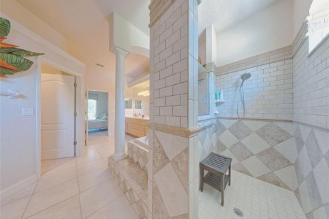 House in New Smyrna Beach, Florida 4 bedrooms, 190.45 sq.m. № 2397105 - photo 25