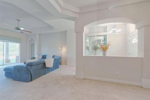 House in New Smyrna Beach, Florida 4 bedrooms, 190.45 sq.m. № 2397105 - photo 5