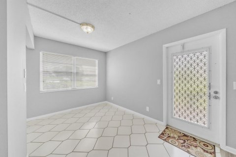 Copropriété à louer à Boca Raton, Floride: 2 chambres, 76.09 m2 № 2248334 - photo 11